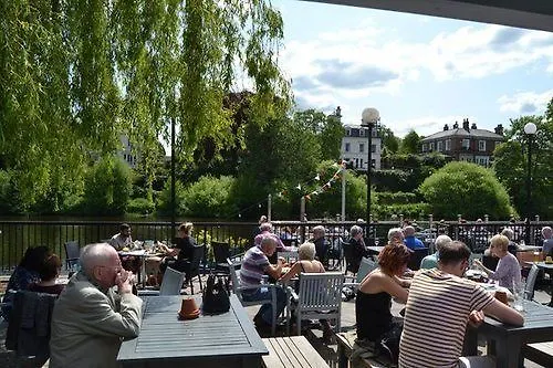 The Boathouse Inn & Riverside Rooms Chester