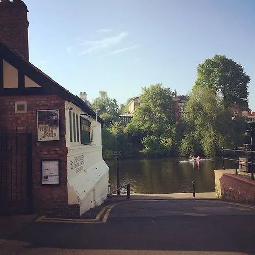 The Boathouse Inn & Riverside Rooms Chester