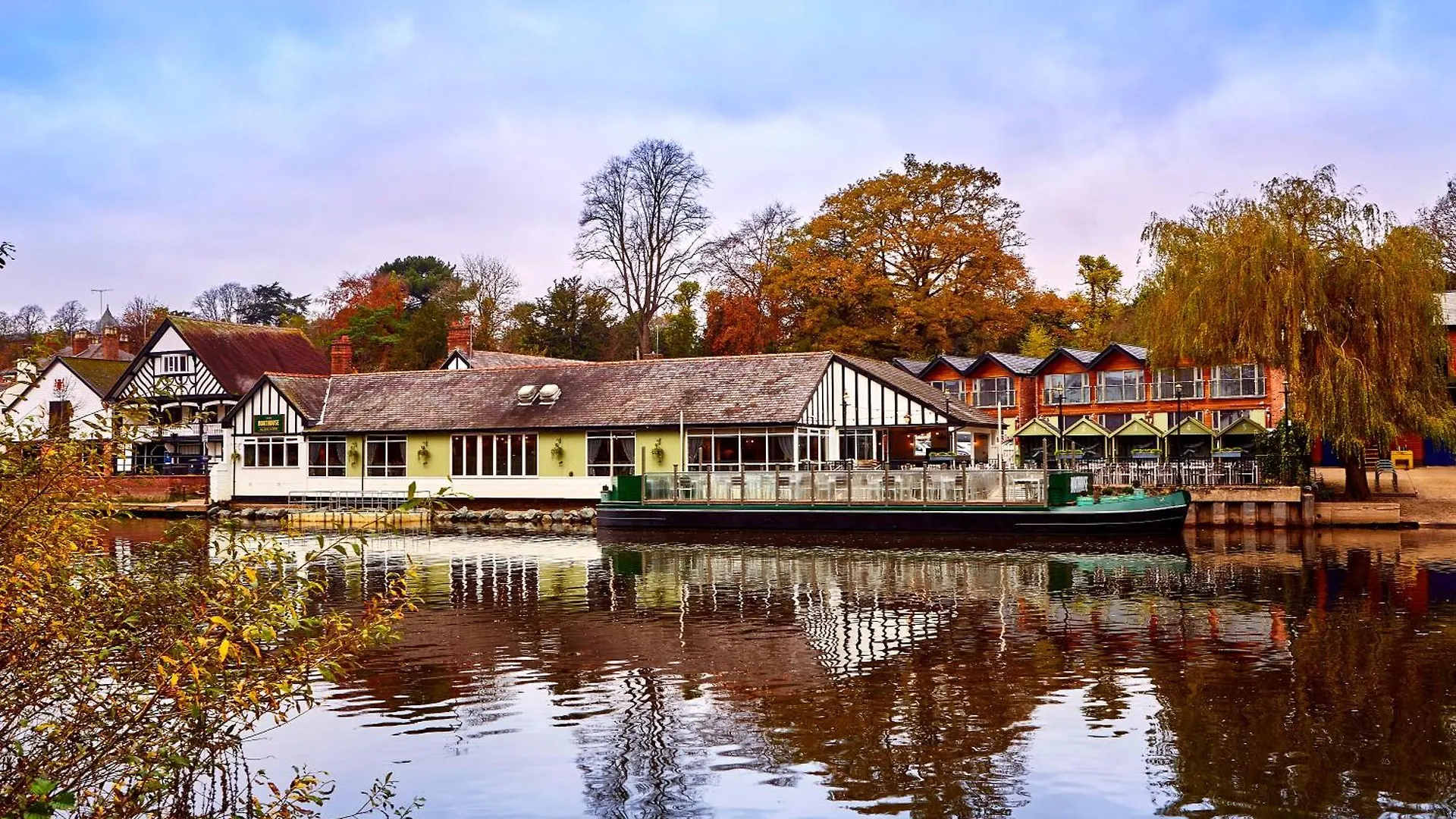 The Boathouse Inn & Riverside Rooms تشيستر 4*,