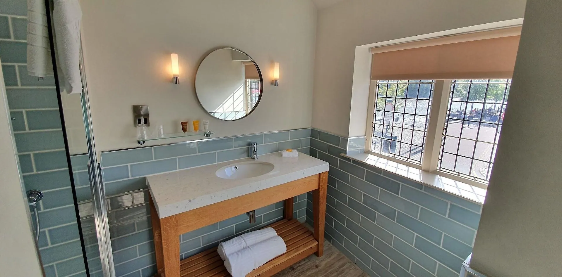 The Boathouse Inn & Riverside Rooms Chester